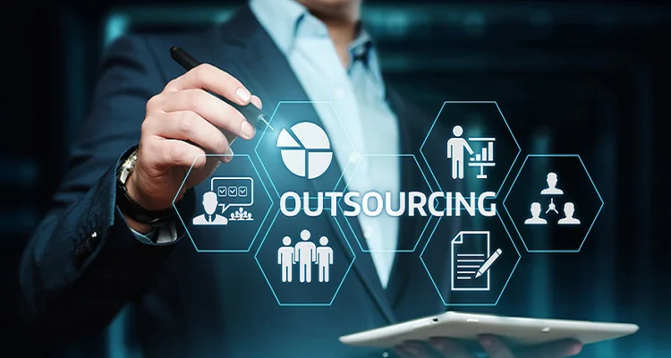 How IT Outsourcing Helps Saudi Businesses Control IT Costs